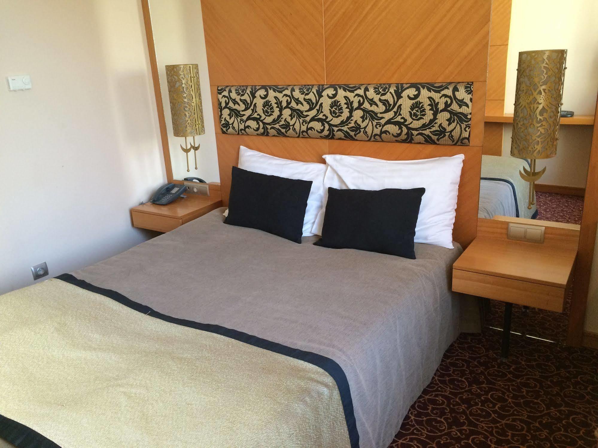 Marmara Hotel Budapest Eksteriør bilde